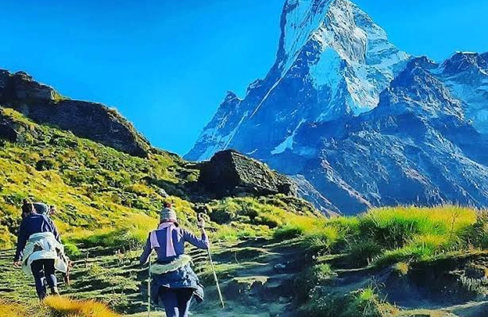 10 Day Popular Trekking Tour with Yoga in Himalayas, Nepal